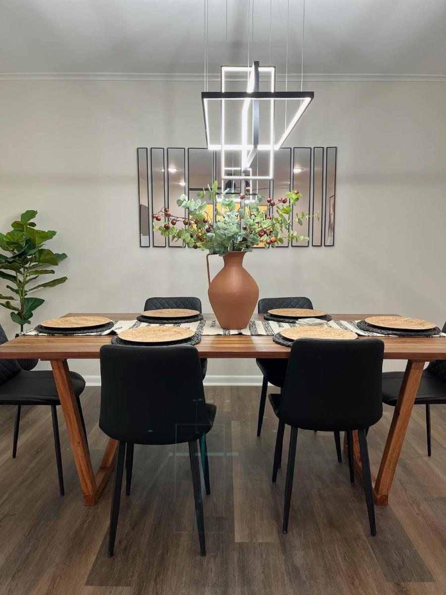 Casa Blanca - Minutes from Tech and GSU - Housity