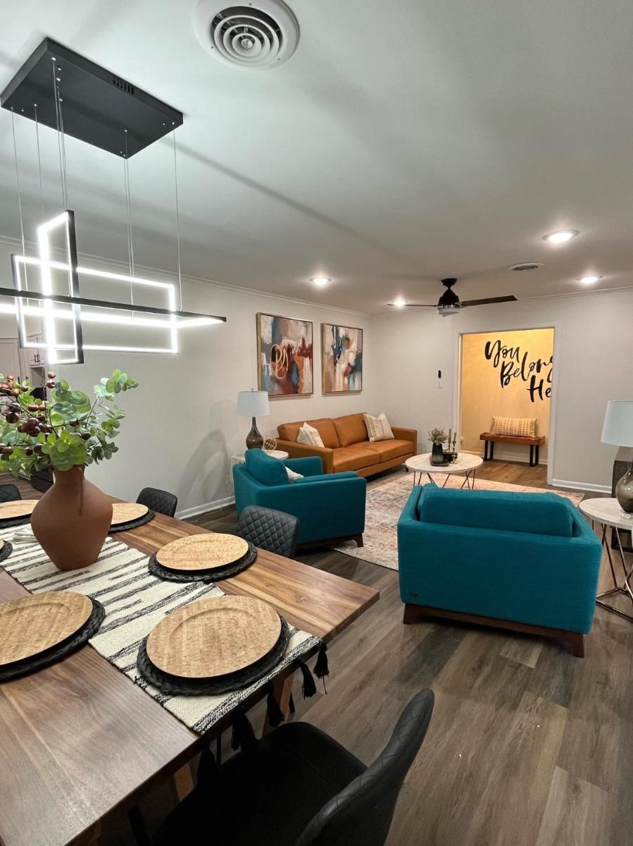 Casa Blanca - Minutes from Tech and GSU - Housity
