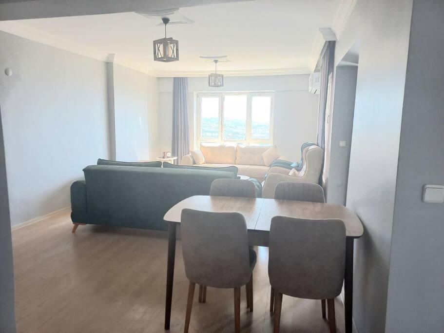 Nice appartment in Kusadasi, Turkey, 3 room - Housity