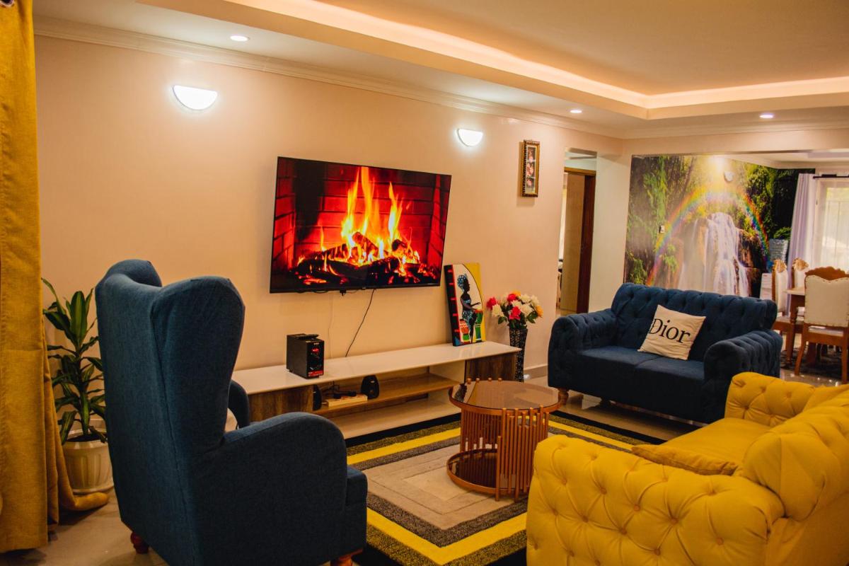 Pure Luxury 3 bedroom apartment in Nakuru CBD - Housity