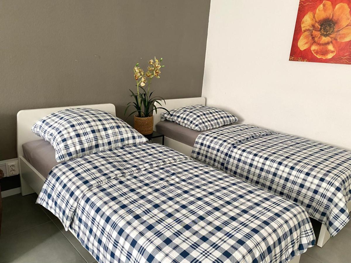 Sweet Home Apartment Hannover West - contactless check-in - Housity