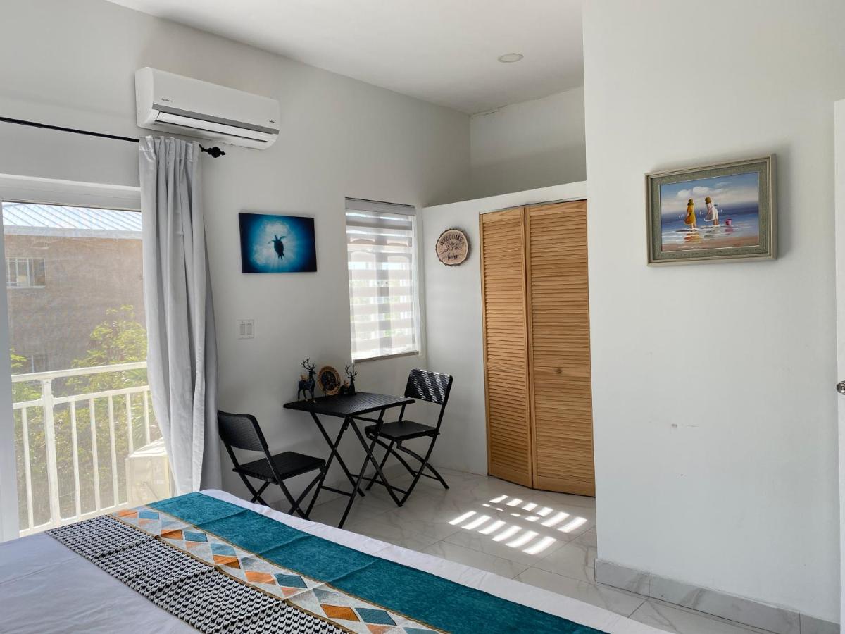Suitetrails - Lovely 2-bedroom Apartment in Venetian Road
