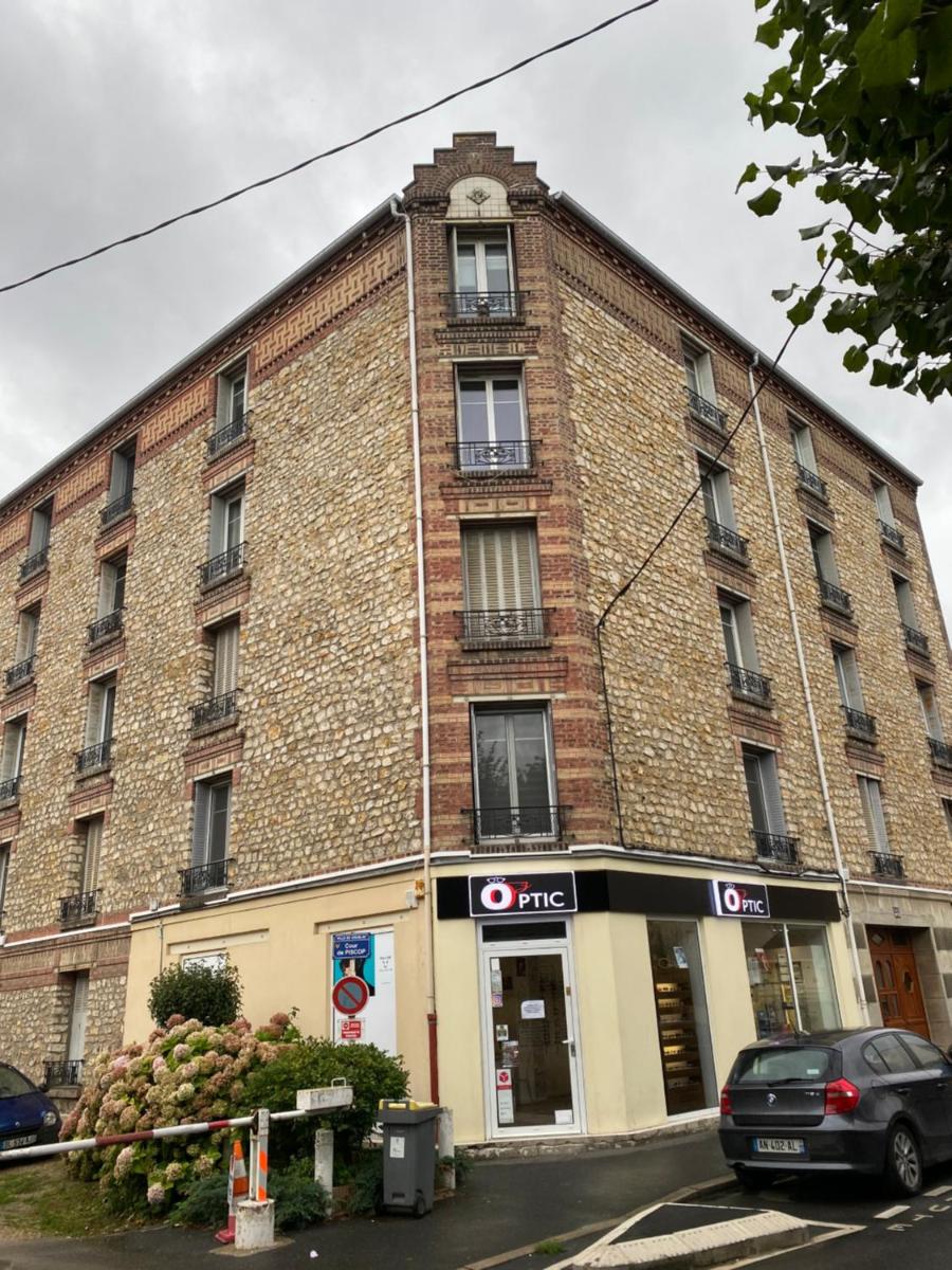 15 mn de PARIS, perle rare avec vue - 2 chambres - Housity