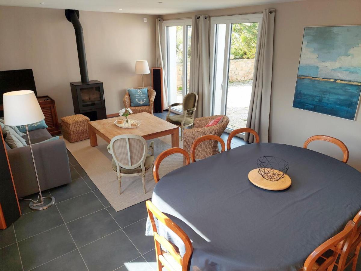 Holiday home near the beach, St Pabu - Housity