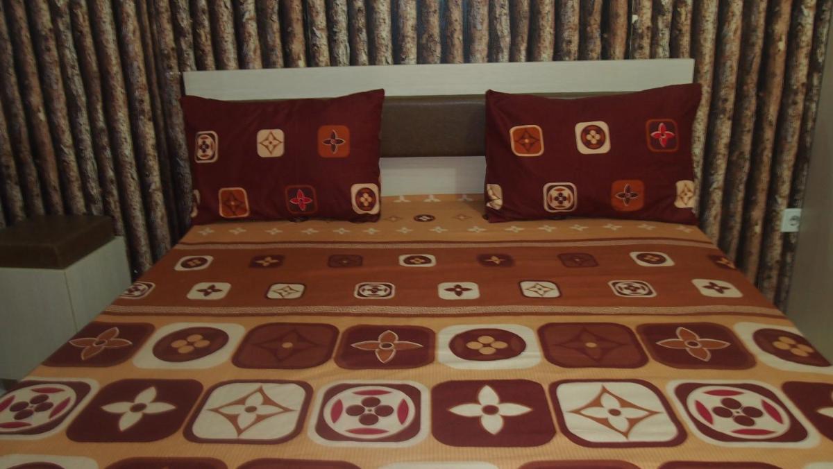 Sewa Studio Room Green Lake View Apartement, Ciputat, Tangerang Selatan - Housity