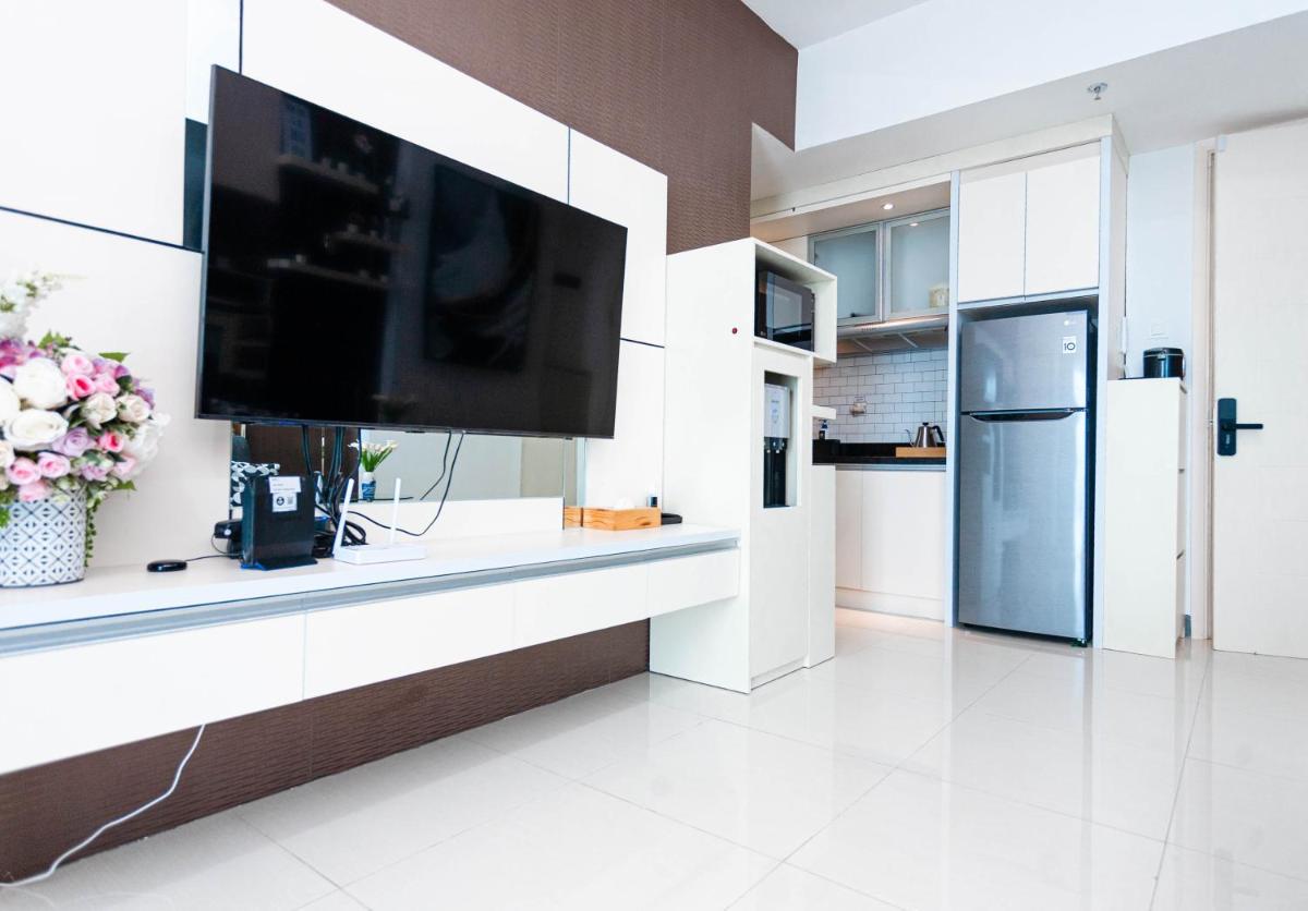 NEW 2Br Apartment in Benson Connected to Pakuwon Mall Surabaya Barat - Housity