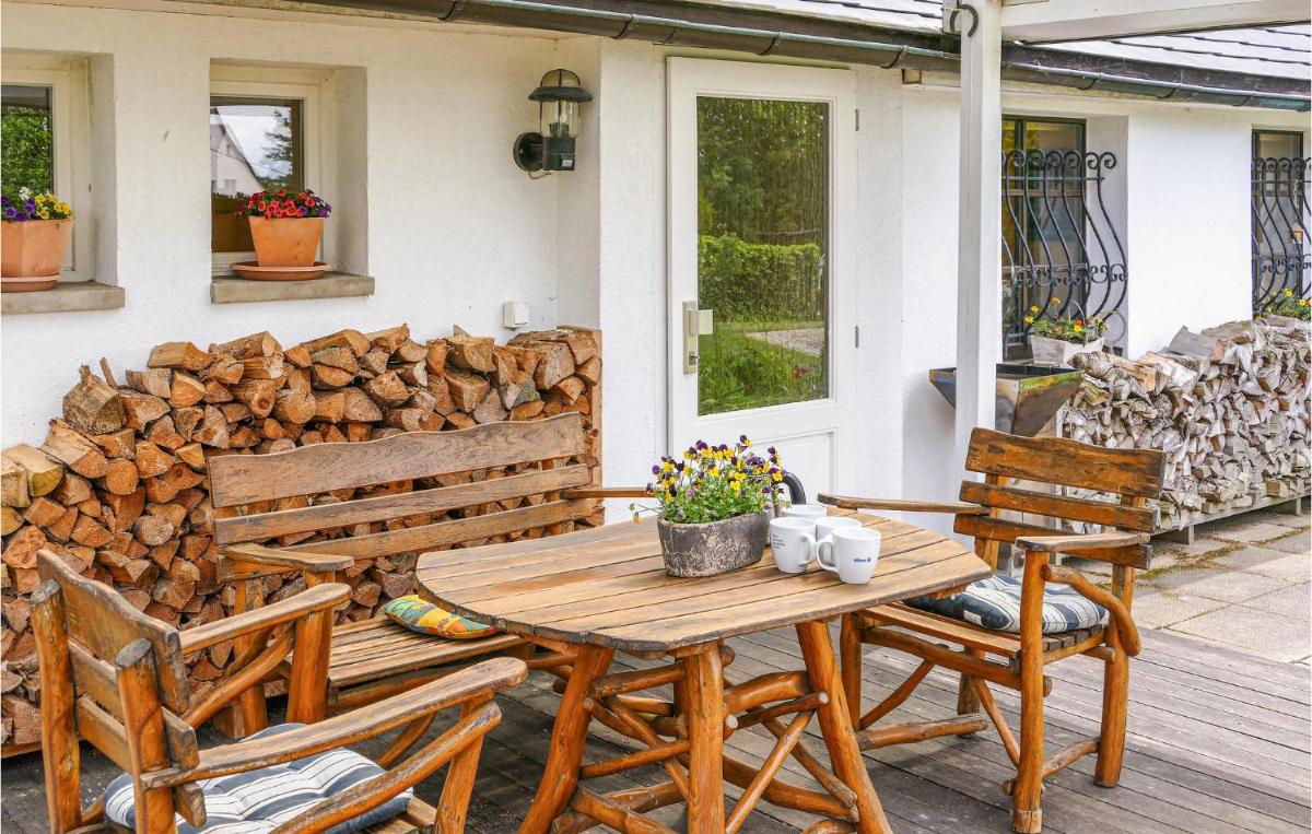 Gorgeous Home In Tharandt With Wifi - Housity