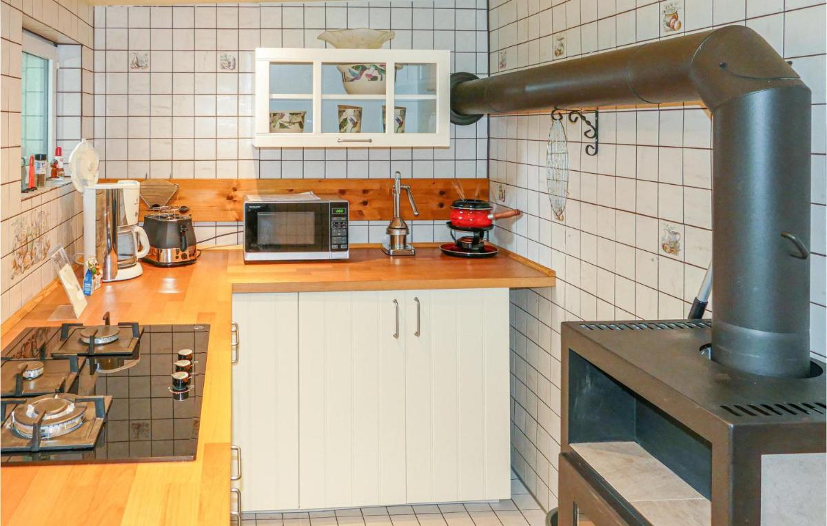 Gorgeous Home In Tharandt With Wifi - Housity