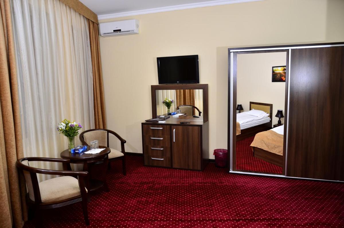 Hotel Diyora - Hizvo