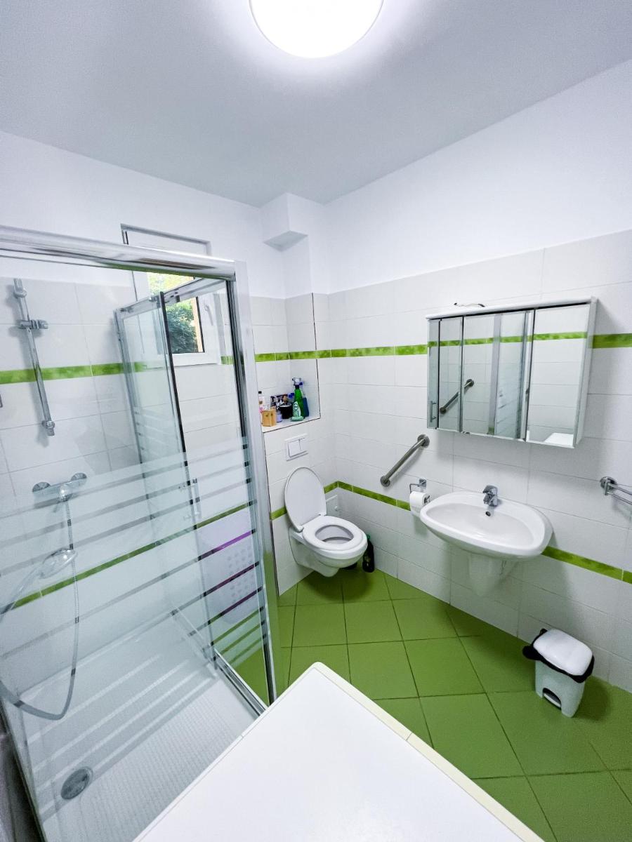 Suitetrails - Subarini Garden Apartment