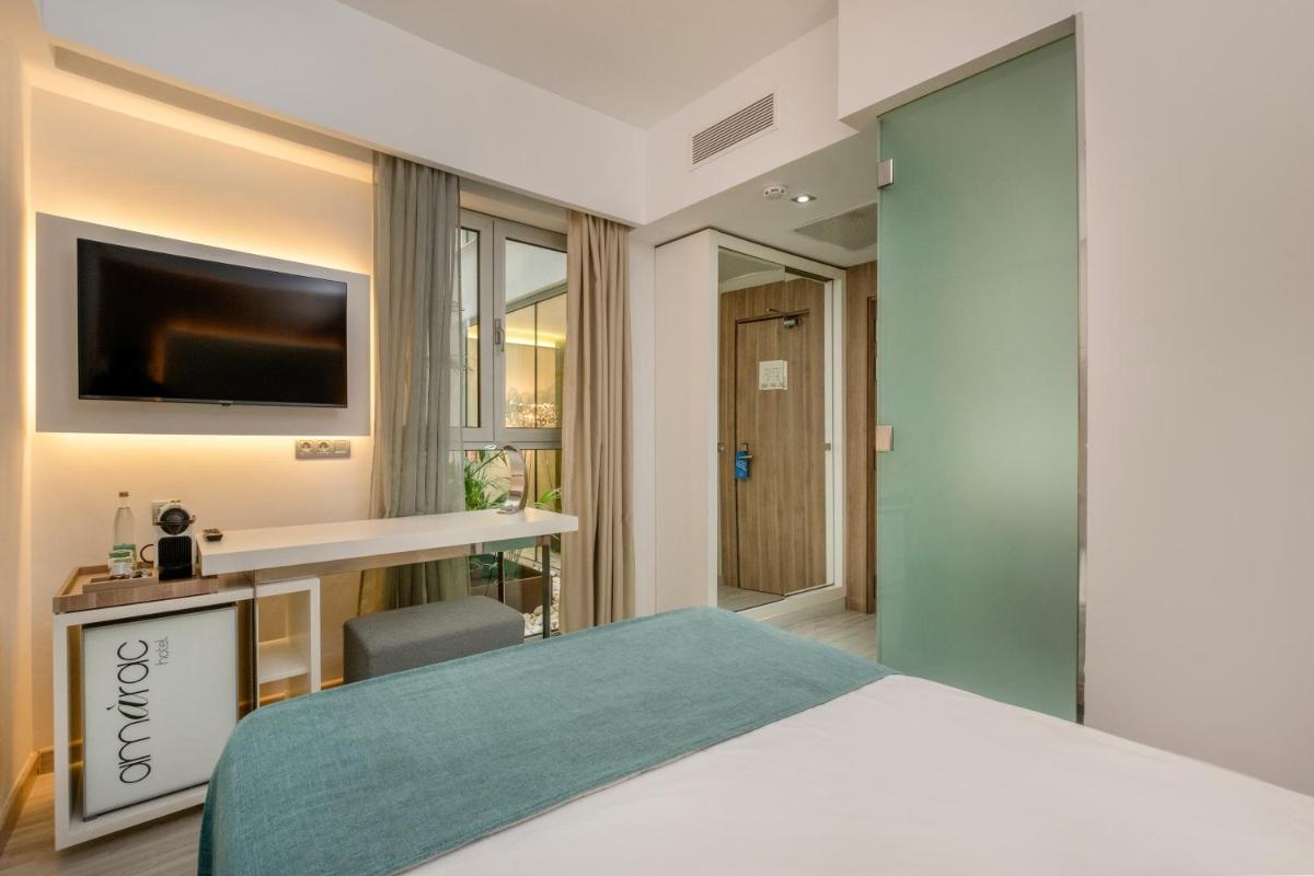 Cama o camas de una habitación en Kyrat Amarac - Adults Only
