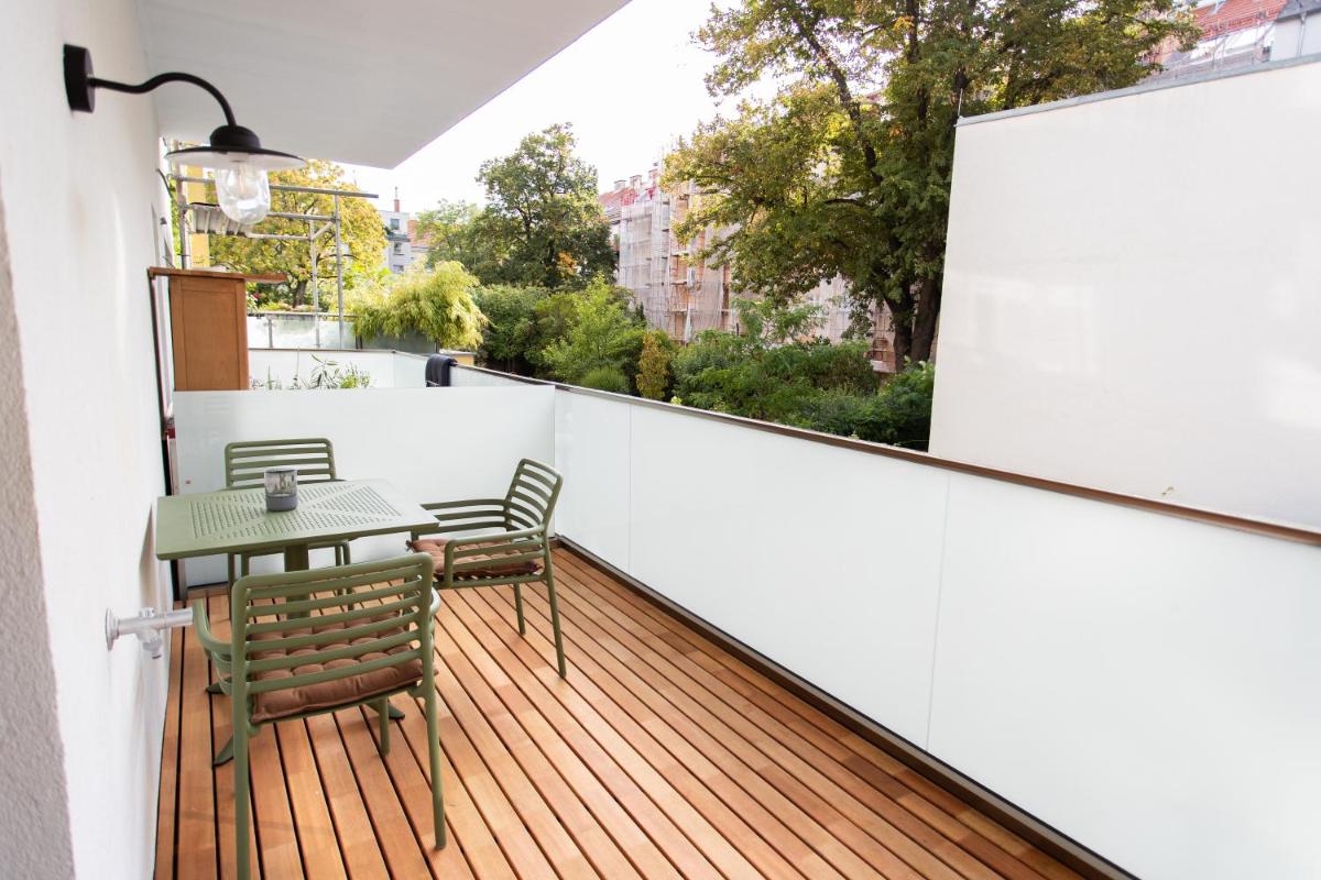 Stilvolle Wohnung mit ruhig gelegenem Balkon - Housity