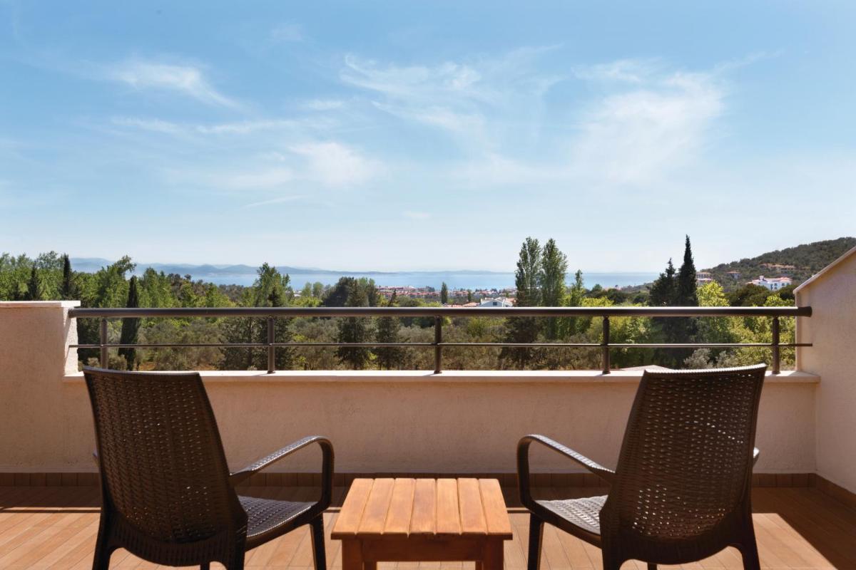 Ramada Resort Kazdağlari Thermal & Spa - Housity