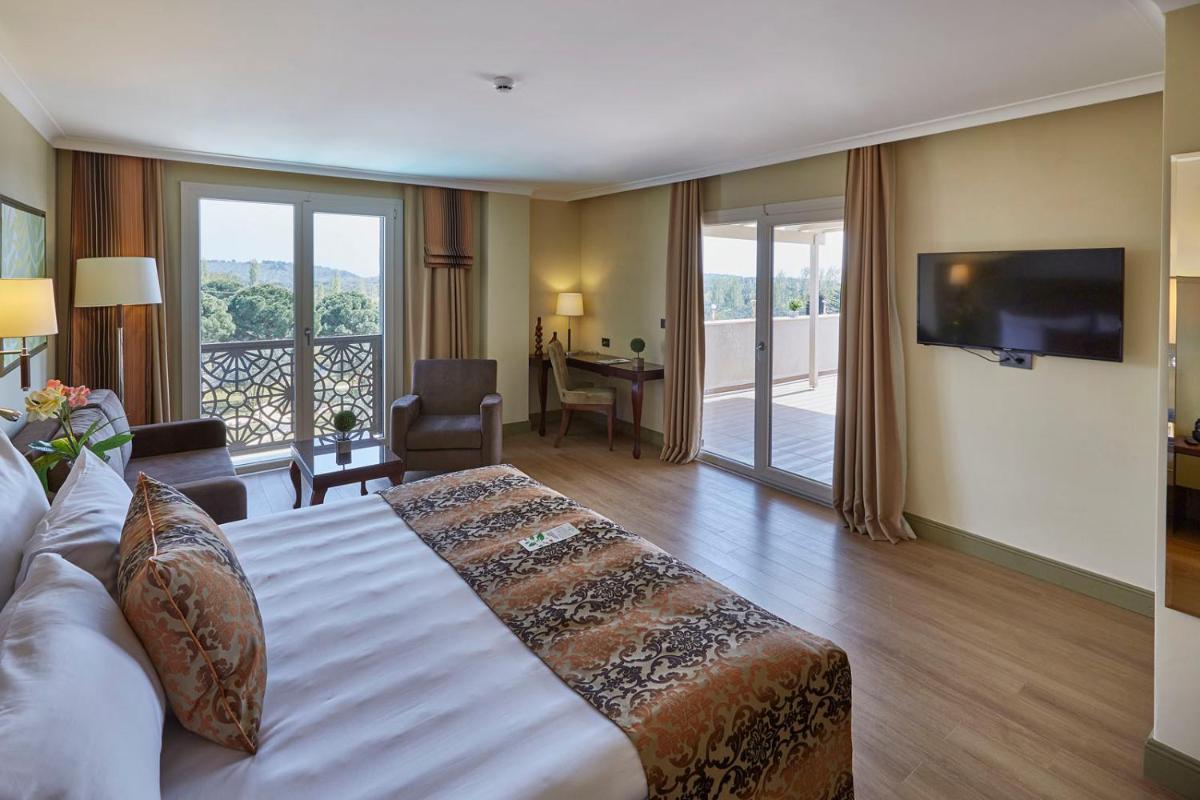 Ramada Resort Kazdağlari Thermal & Spa - Housity