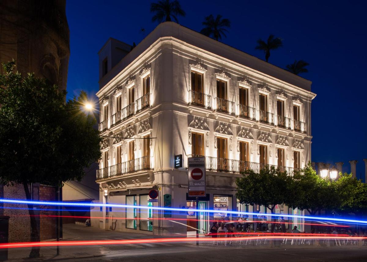 Suitetrails - Coliseum Boutique Apartments
