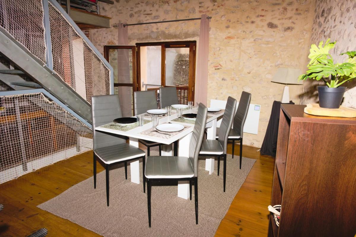 LA GRANGE - Maison ville historique 3 niveaux Patio & Terrasse - Housity