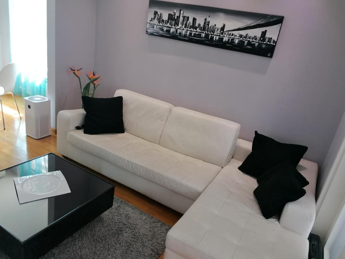 Apartment Belville, Suncokret 34 - Housity