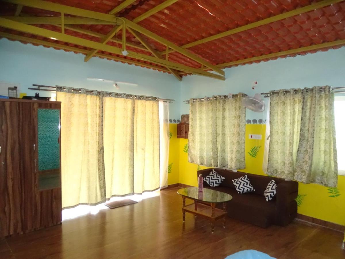 Suitetrails - MangoHut Farmhouse Pool Villa