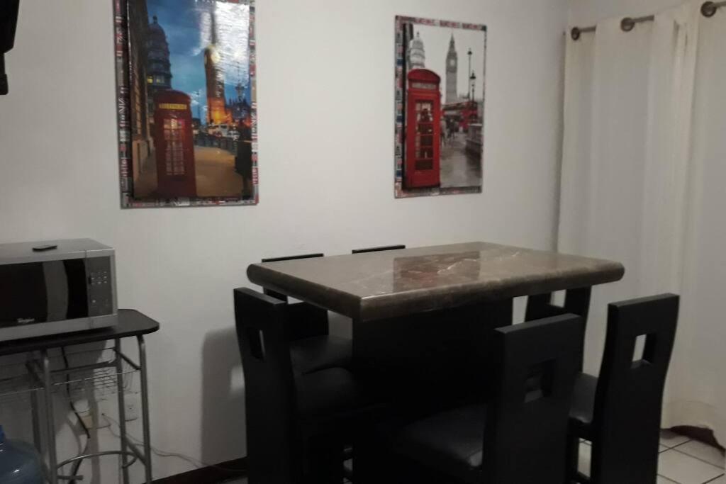 Casa Ejecutivo Zona Iteso Bahía de Acapulco - Housity
