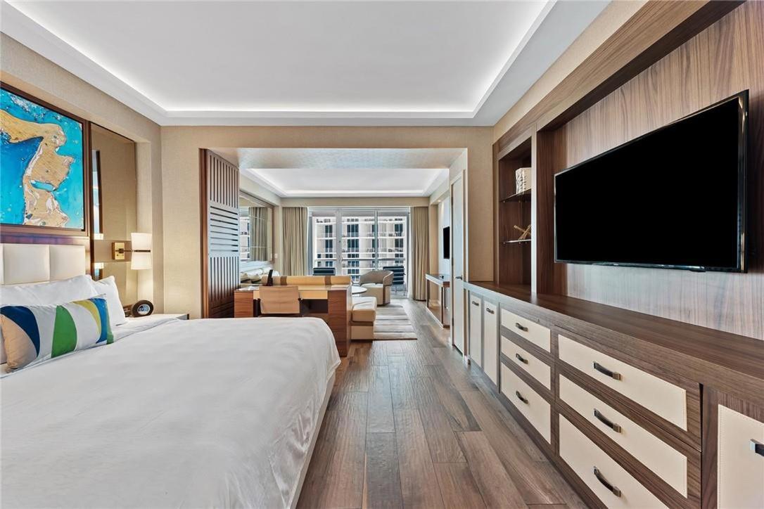 Luxury Suite at Conrad Fort Lauderdale - Housity