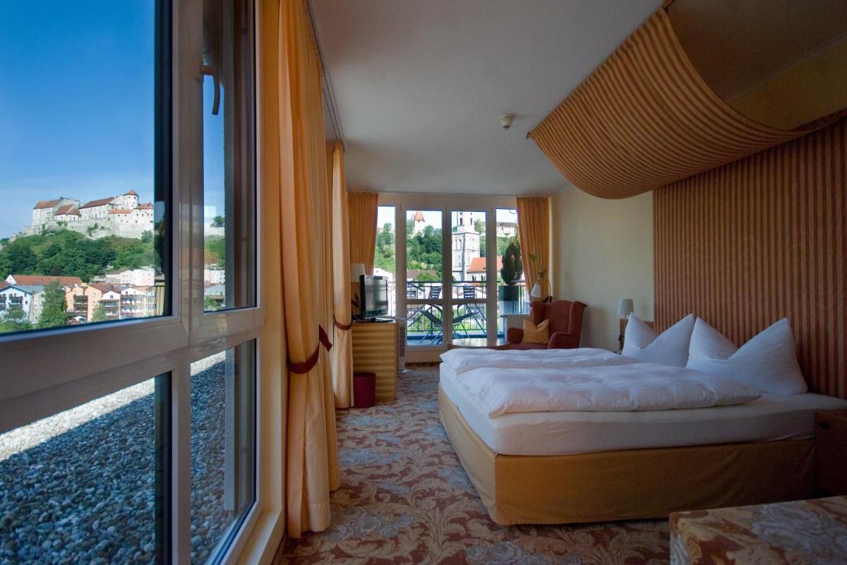 Hotel Burgblick - Housity