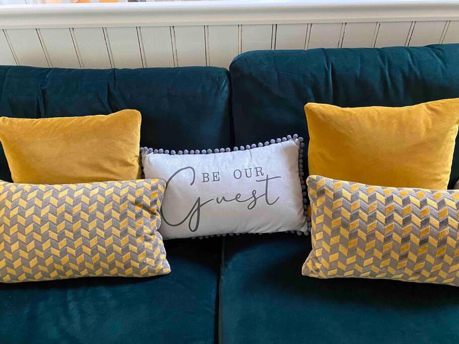 Luxury Peak District 2 Bedroom Boutique Cottage - Housity