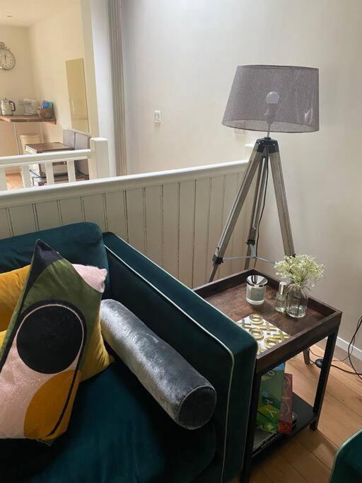 Luxury Peak District 2 Bedroom Boutique Cottage - Housity