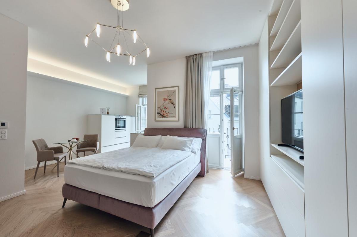 High Heaven - Housity