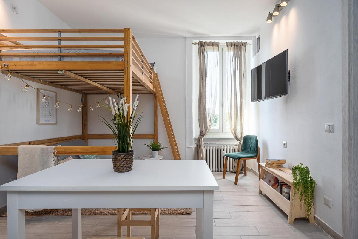 Design Suite in the heart of Bicocca University - Housity