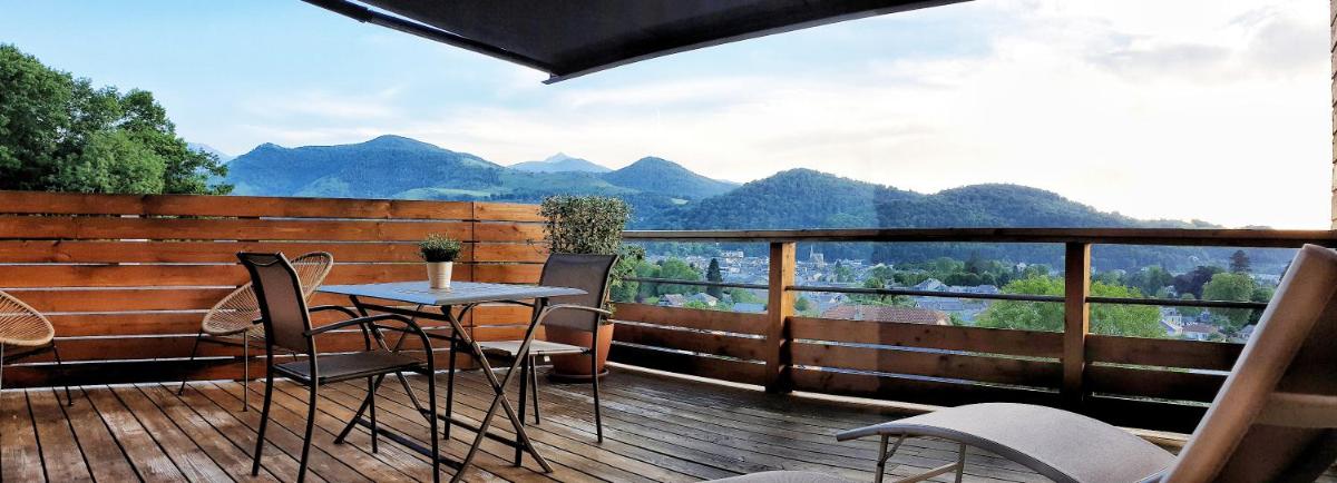 Vue imprenable et jacuzzi 4 Etoiles - Housity