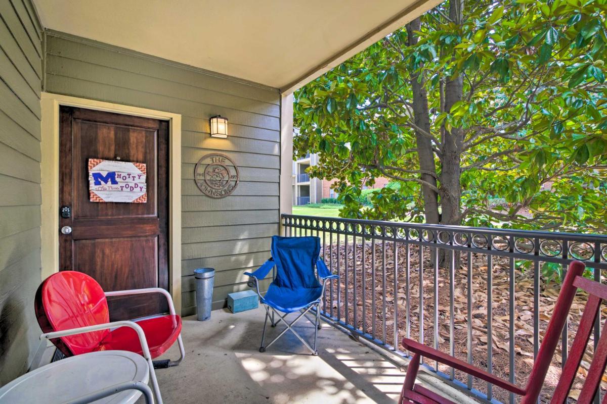 Oxford Condo about 1 Mi to Ole Miss and The Grove! - Housity