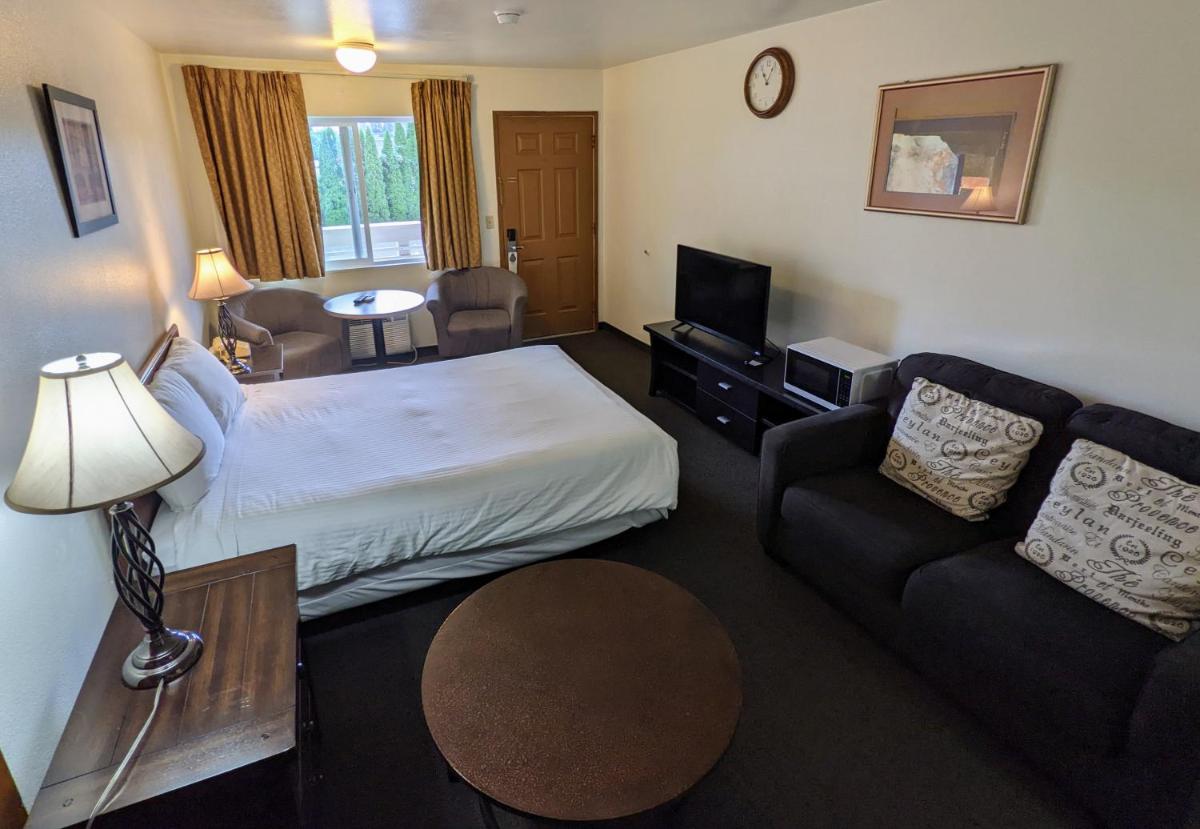 Fairground Inn - Housity