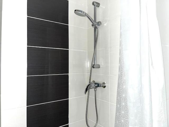 Studio - Disney-Paris Gare 2min - Housity