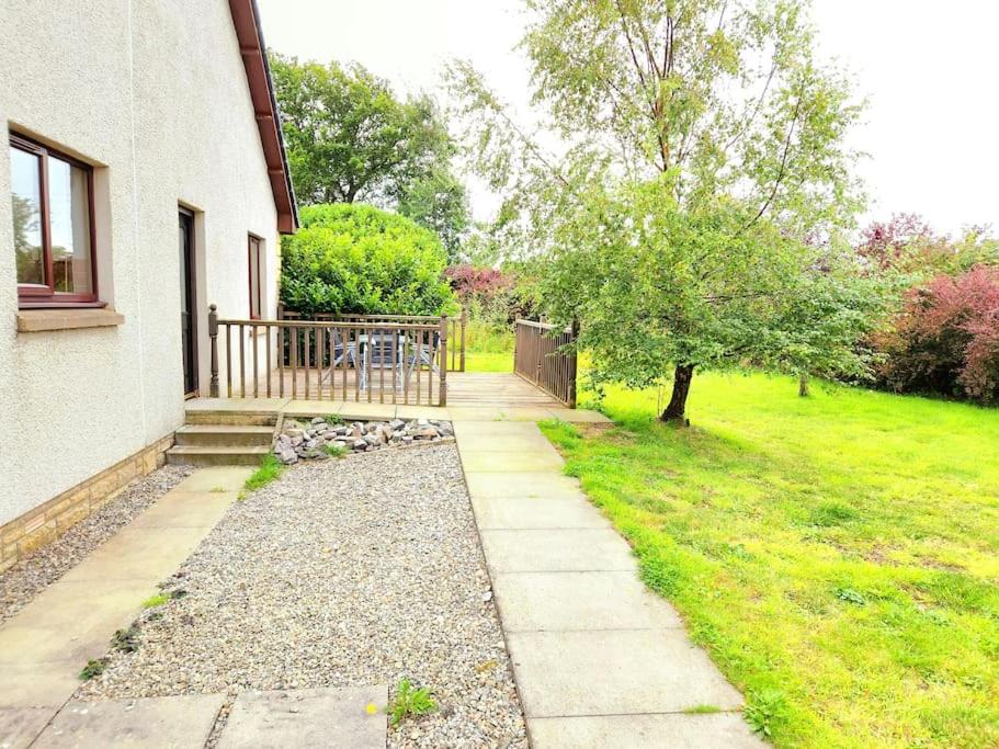 Boutique Four Bed Holiday Home in Inverness - Housity