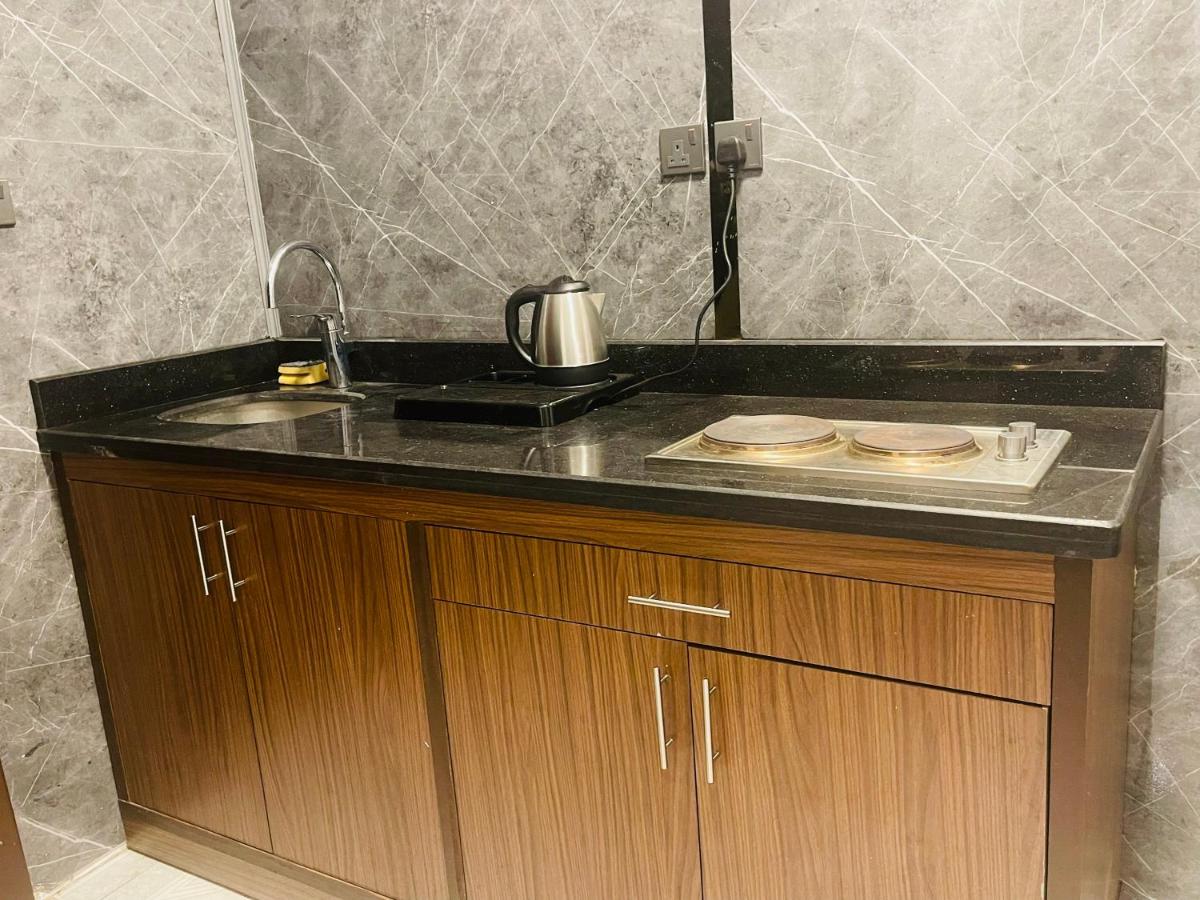 Suitetrails - Al Rakaez Furnished Apartments