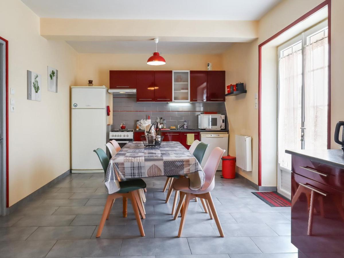 Gîte Touvois, 5 pièces, 8 personnes - FR-1-306-952 - Housity
