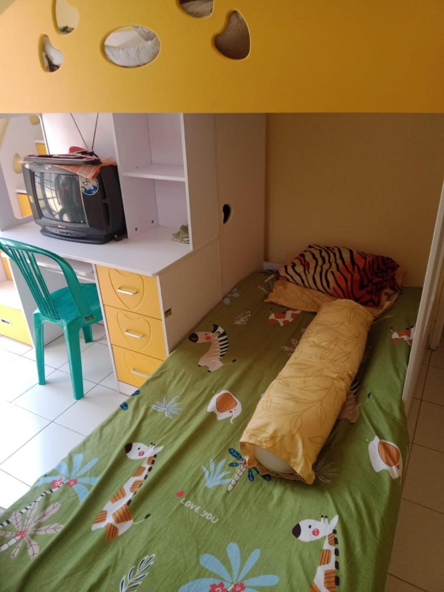 Villa kota bunga 3 kamar full Wifi bersih rapi - Housity