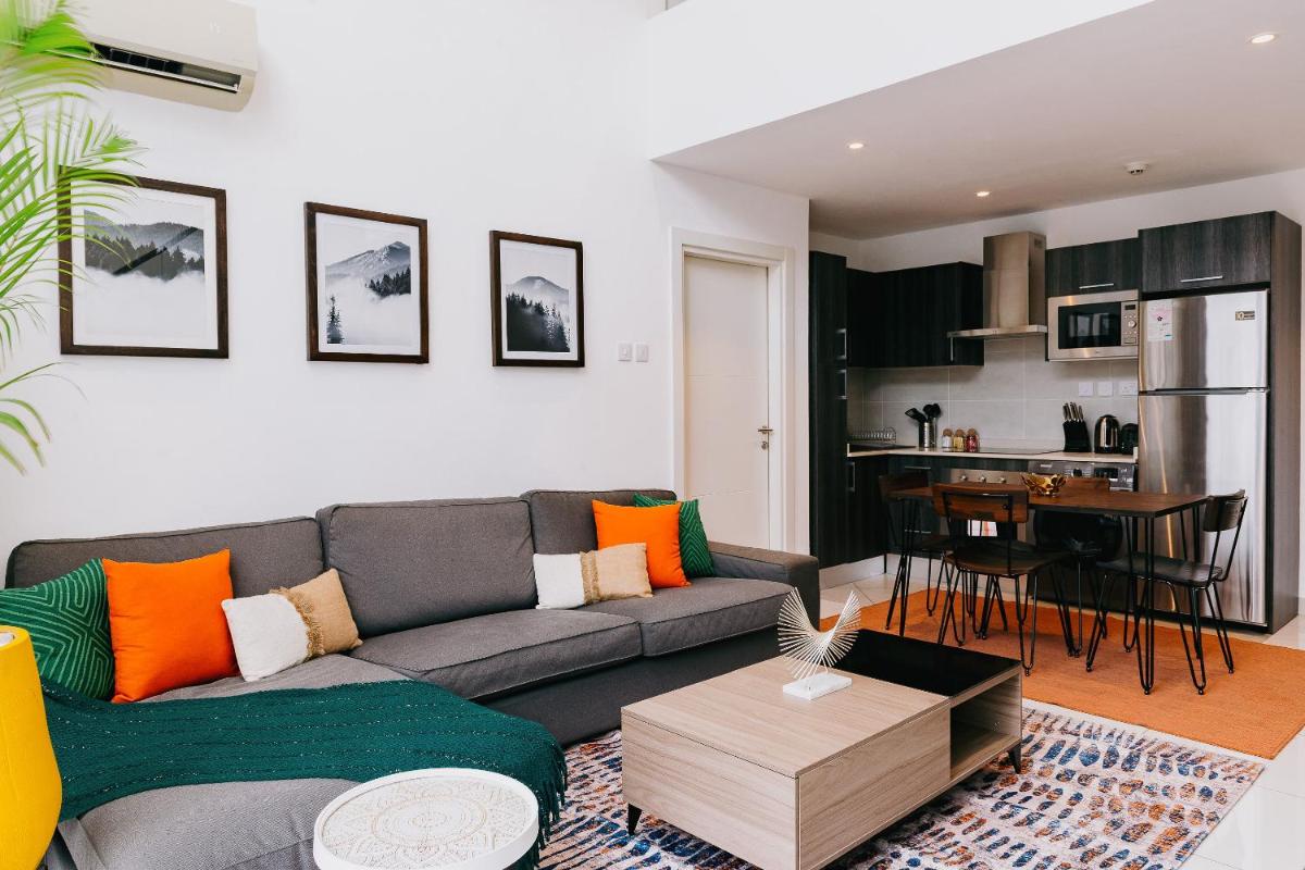 The Avery, 2 Bed Duplex Apartment at Embassy Gardens - Housity