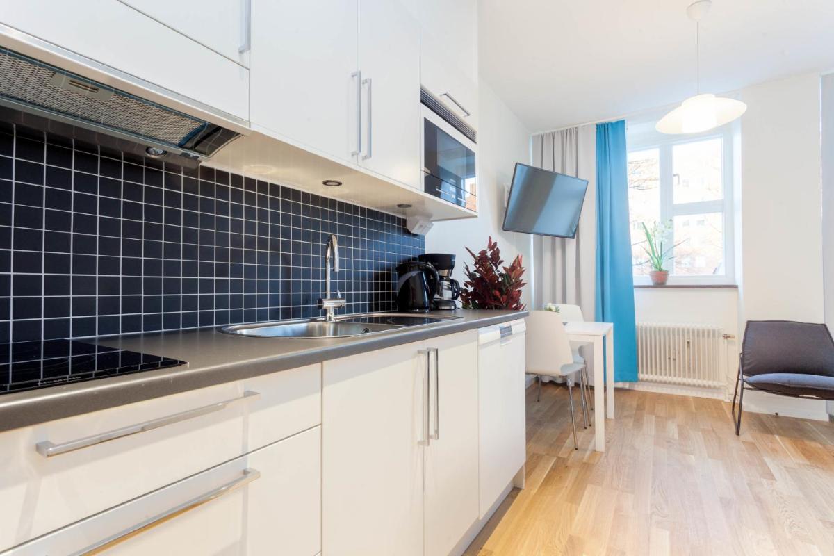 ApartDirect Solna - Housity