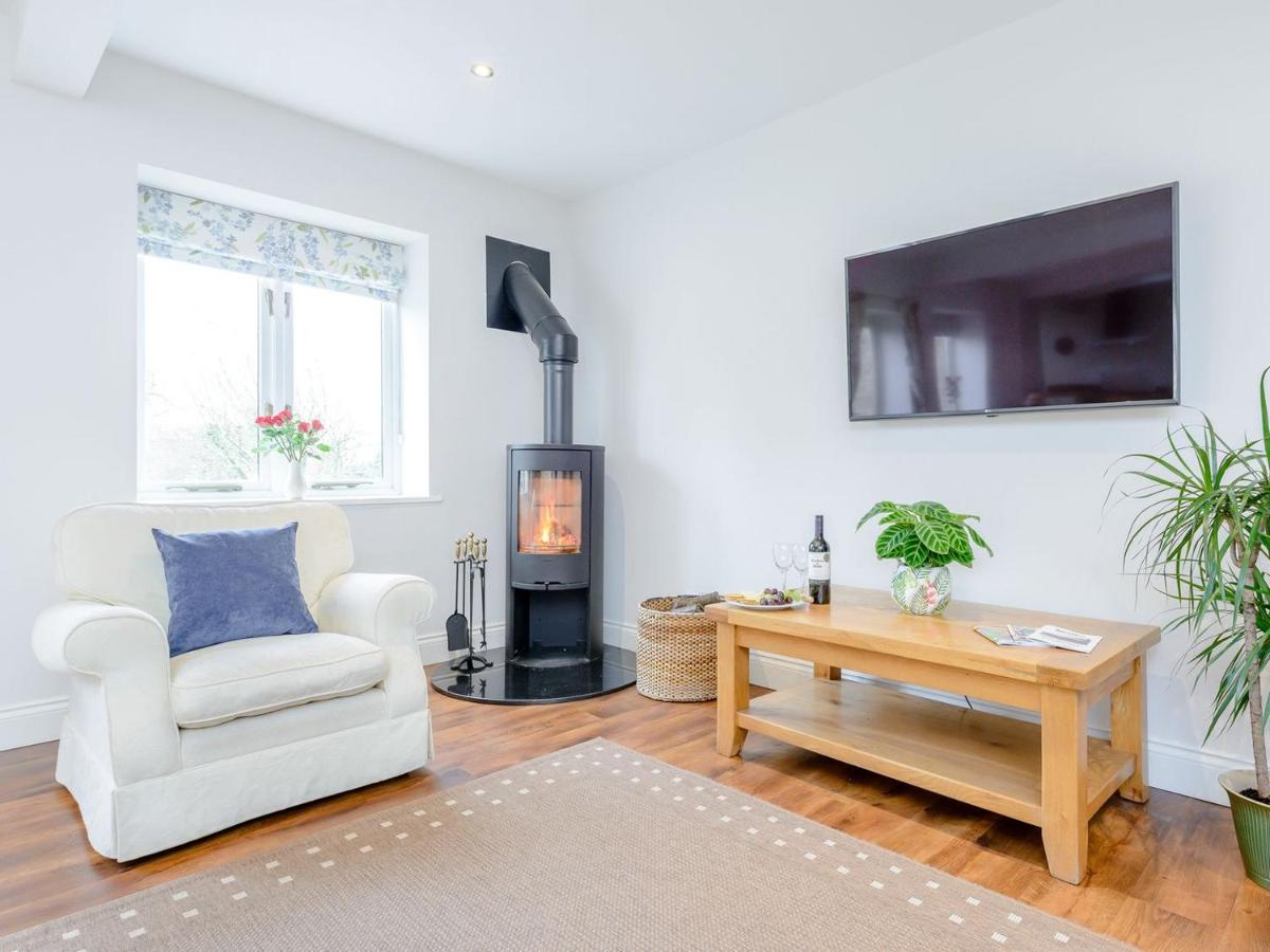 Apple Tree Cottage - Housity