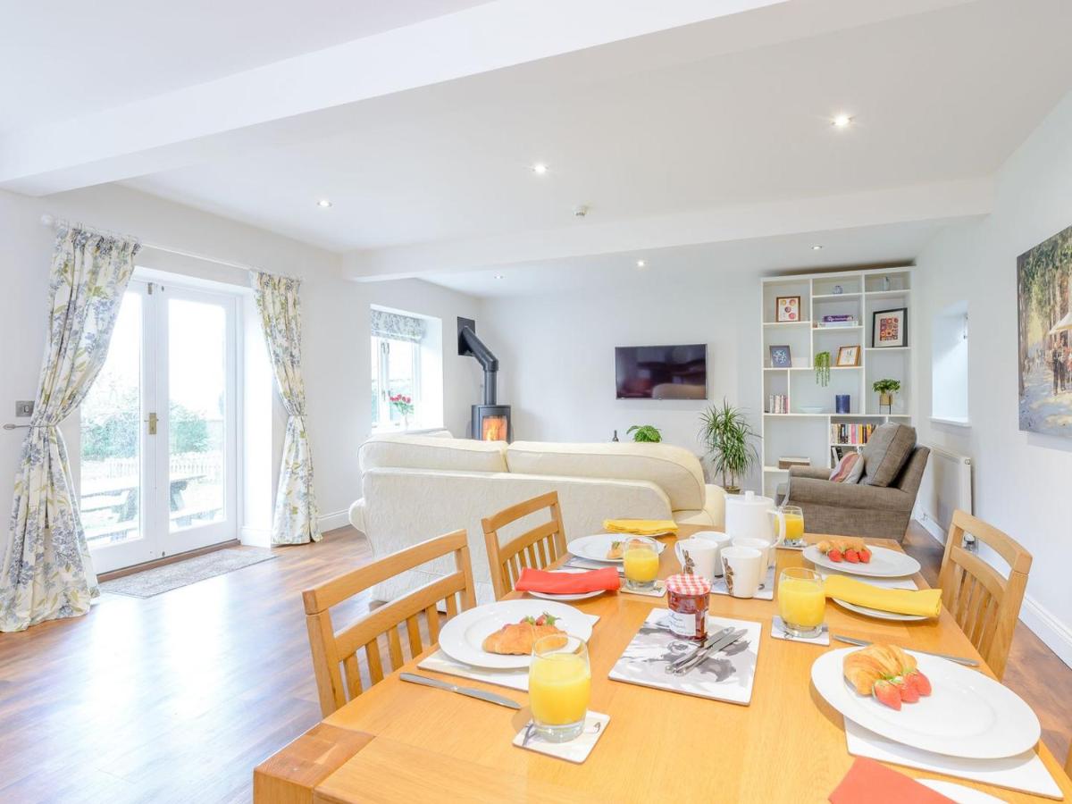Apple Tree Cottage - Housity
