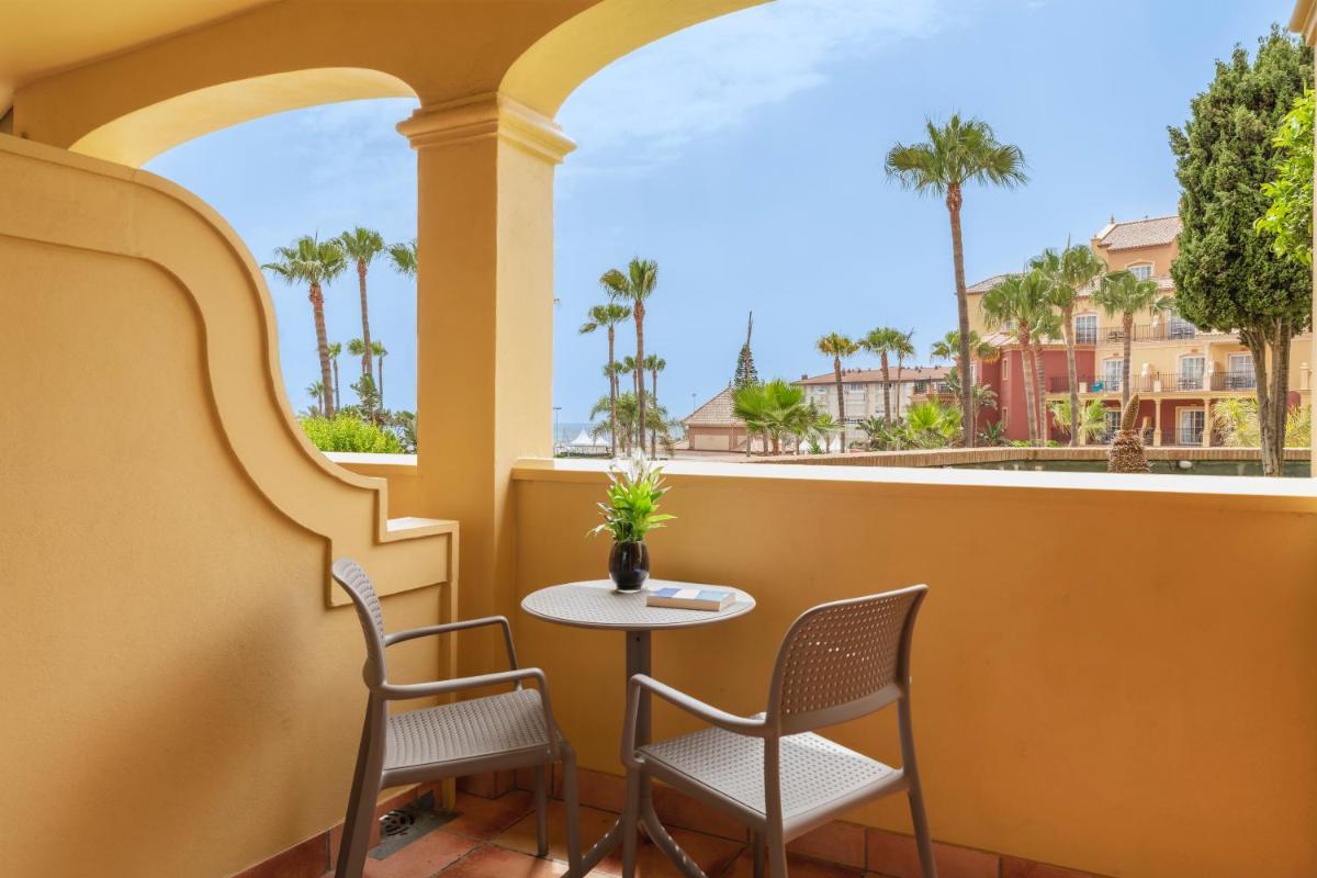 Un balcón o terraza de Iberostar Waves Málaga Playa