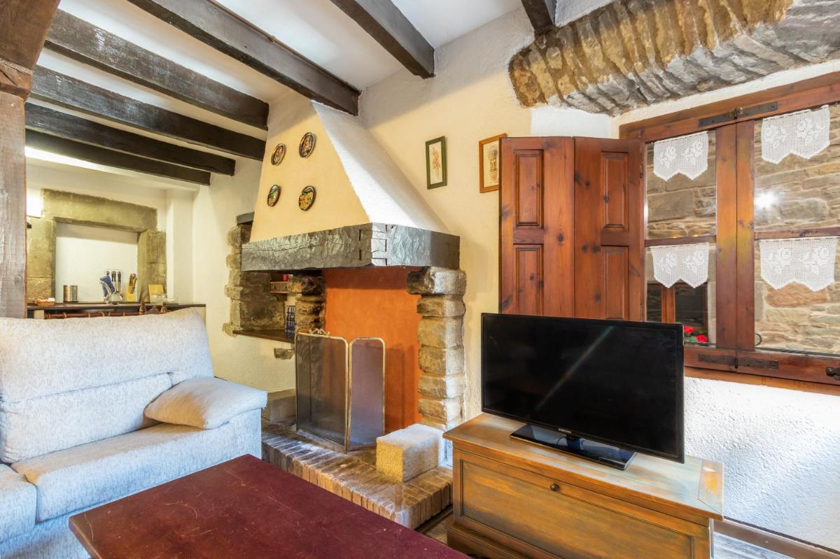 Apartaments Can Lo 1 - Housity