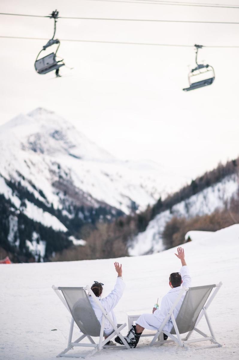 L'établissement Les Cèdres - Hôtel - Restaurants - Spa en hiver