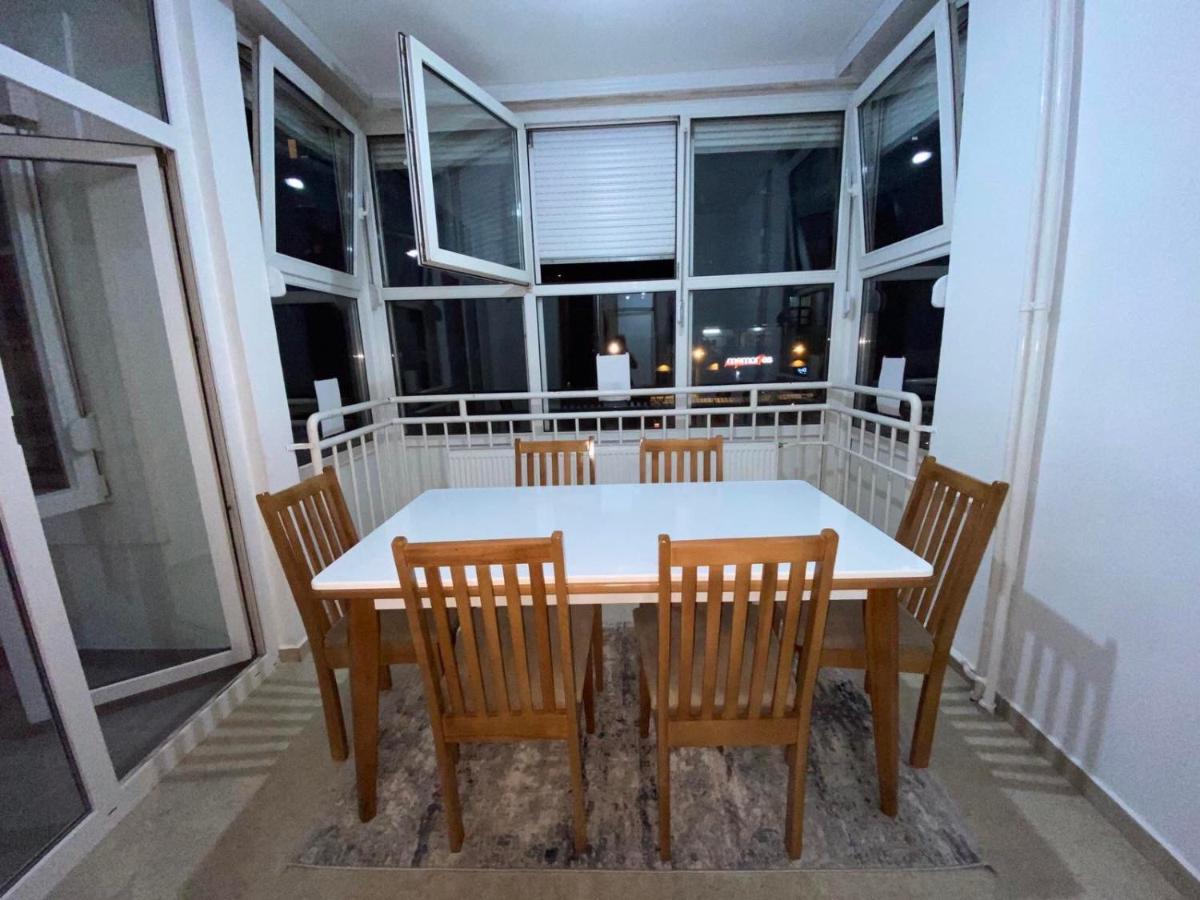 Urban Chic Apartment - Best Location in Prishtina - Housity