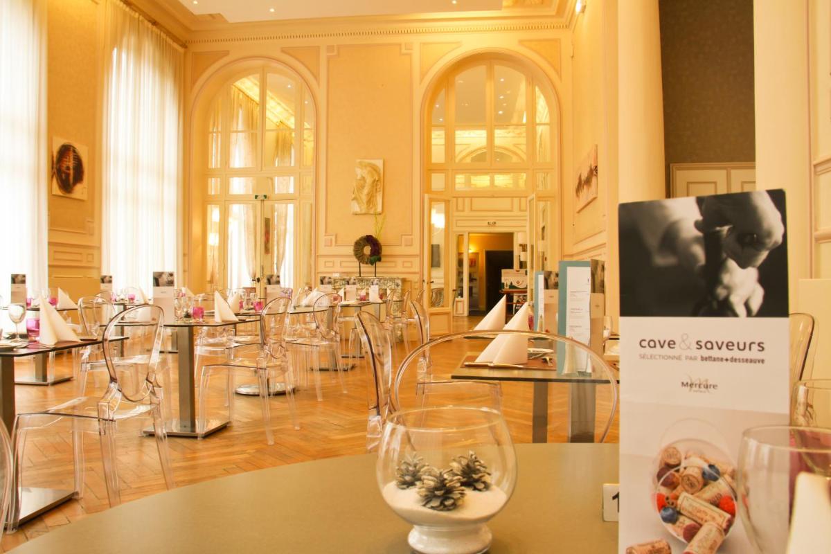 Nourriture dans l'hôtel ou à proximité