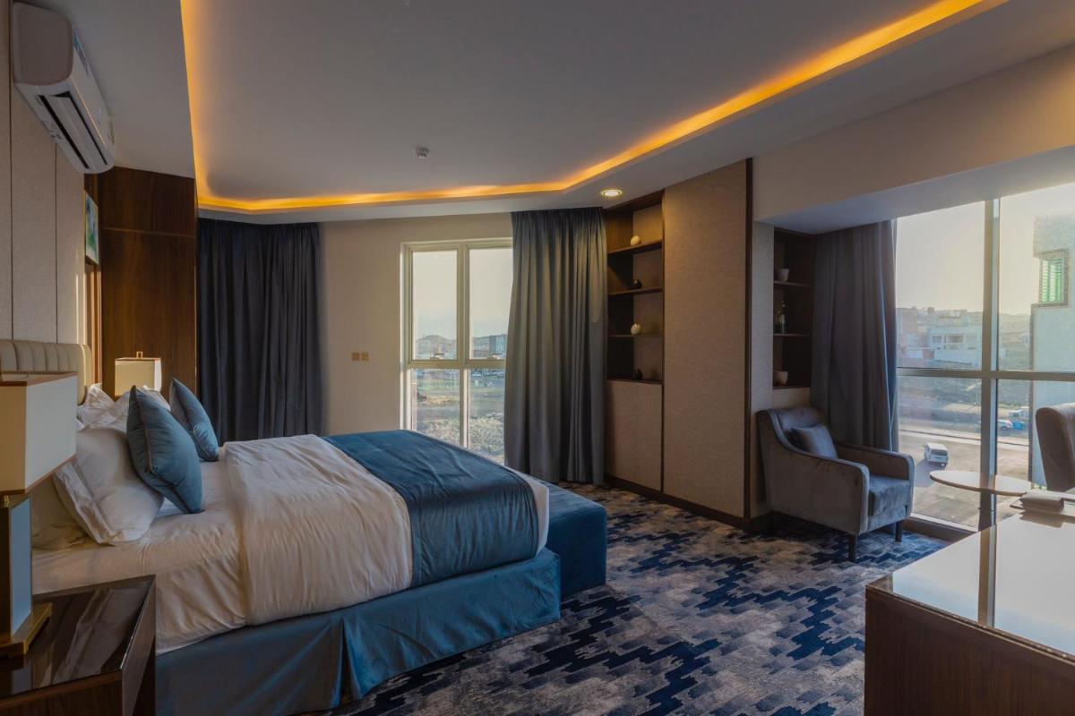 Aman Suites Hotel - ALmhalh - Housity