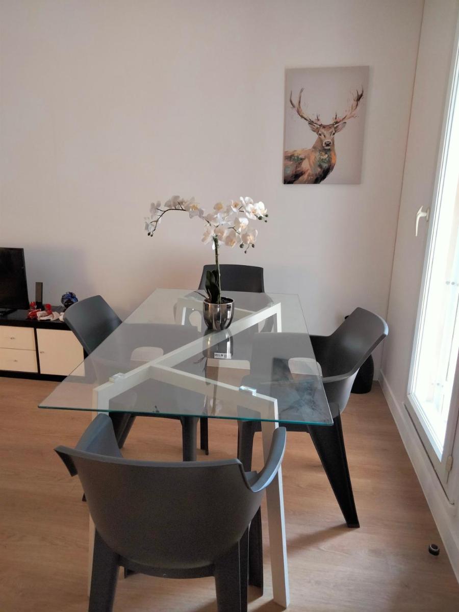 Simple and nice - Housity