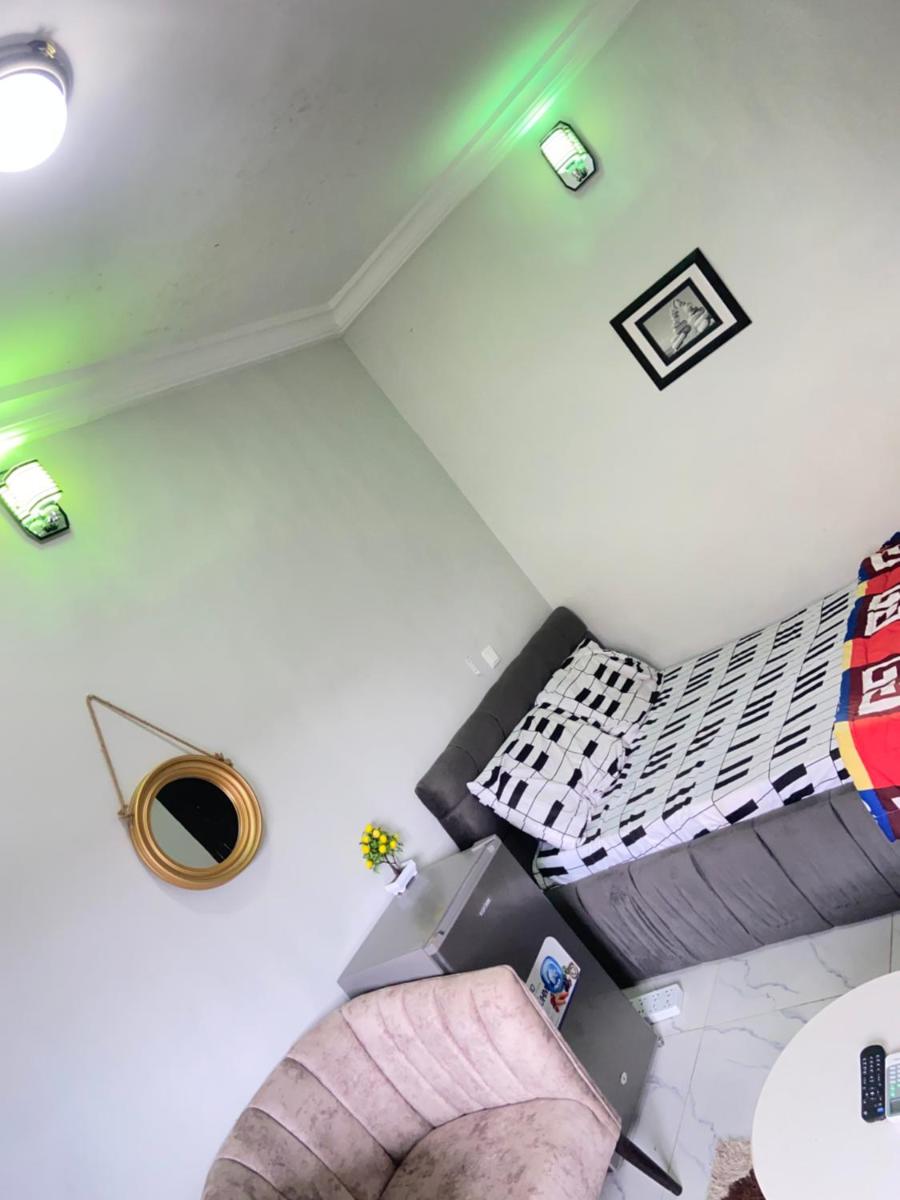 One bedroom apartment at Adekule Yaba - Housity