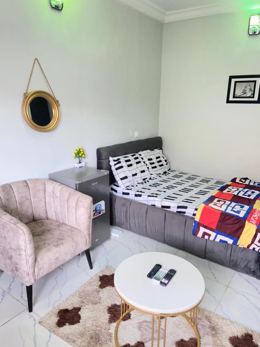 One bedroom apartment at Adekule Yaba - Housity
